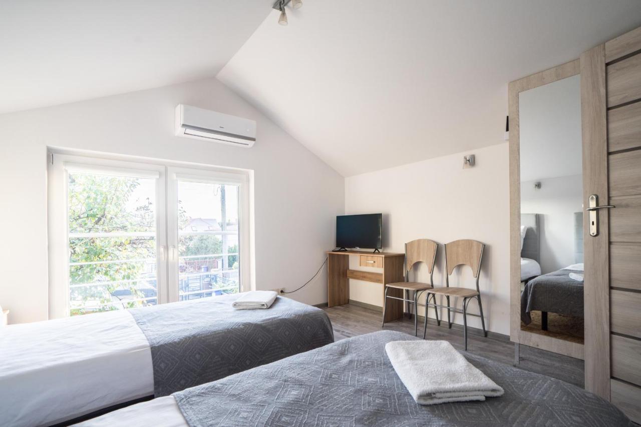 Domek Pod Warszawa Z Sauna Raszyn Bagian luar foto